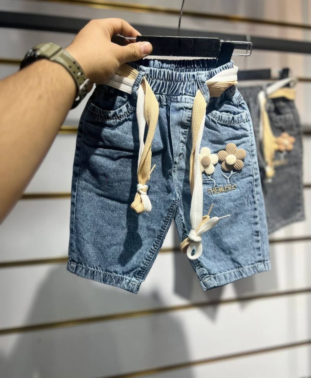 شلوارک گل دار177 سایز 2تا 5 سال