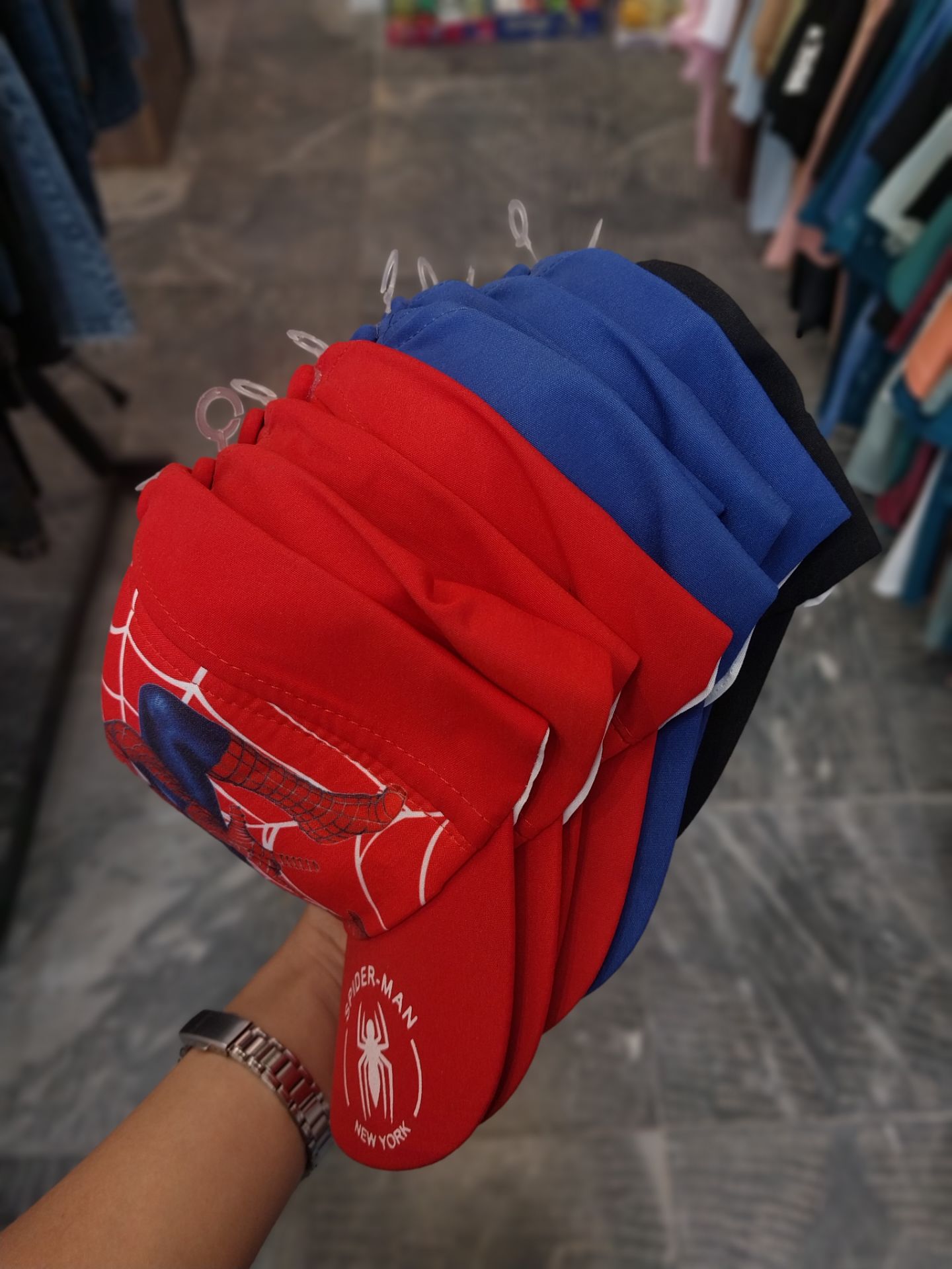 کلاه مردعنکبوتی507