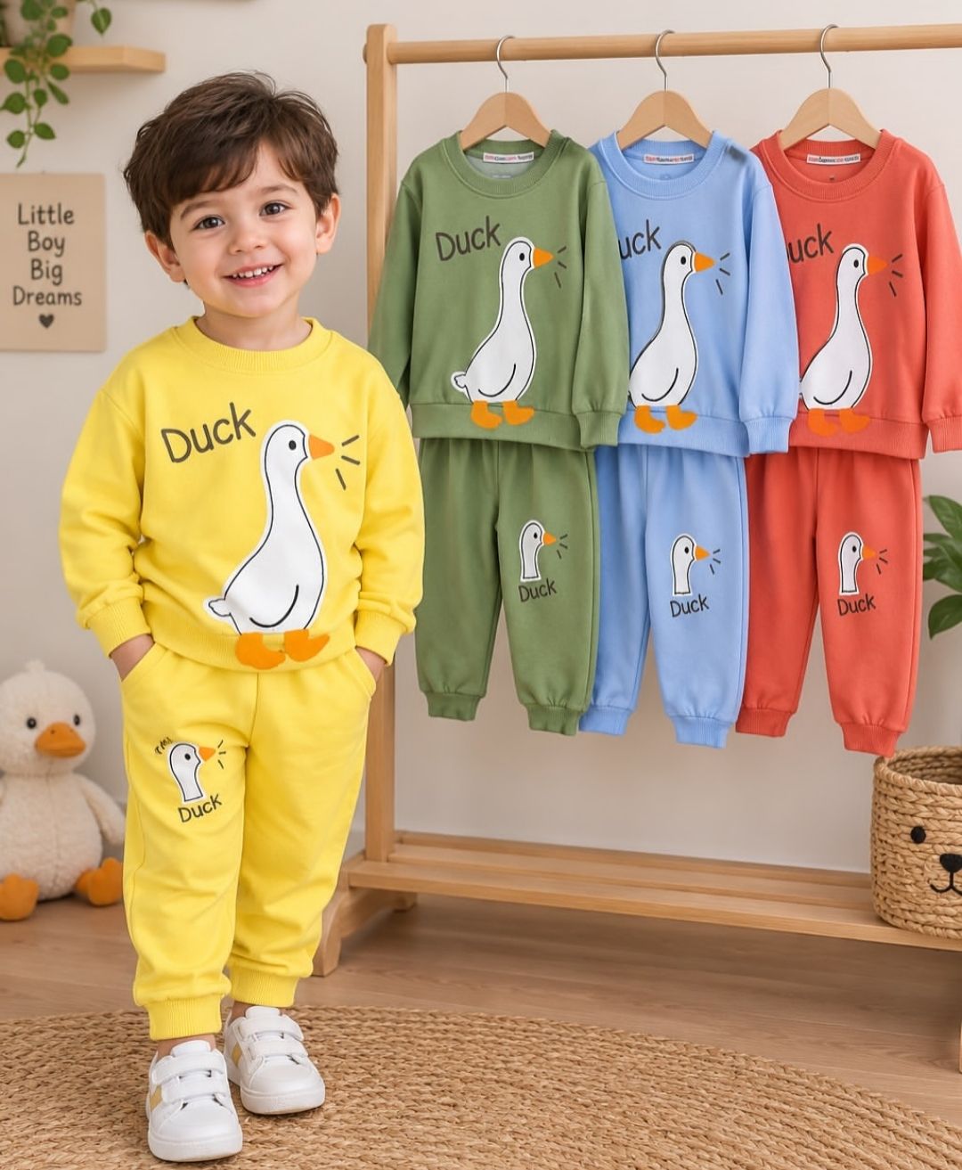 ست اسپرت573duckسایز35تا45